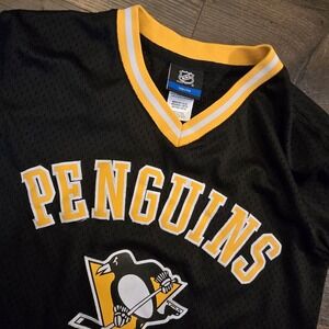NHL Team Official Youth Medium Black Mesh Shirt Pittsburgh Penguins Logo Jersey